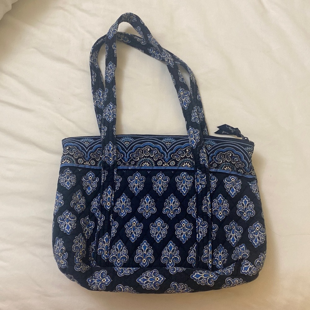 Blue paisley Vera Bradley tote bag